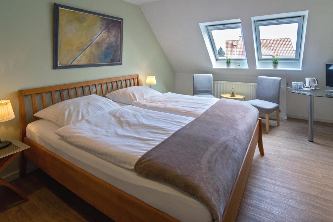 Hotel Am Elisabethufer 积发 外观 照片