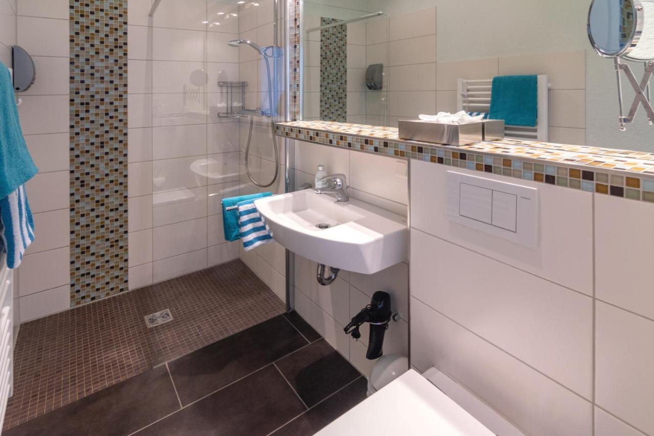 Hotel Am Elisabethufer 积发 外观 照片